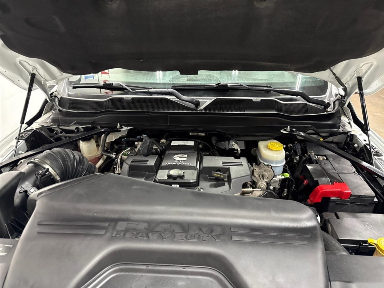 RAM 2500 Tradesman Crew Cab LWB 4WD 2024