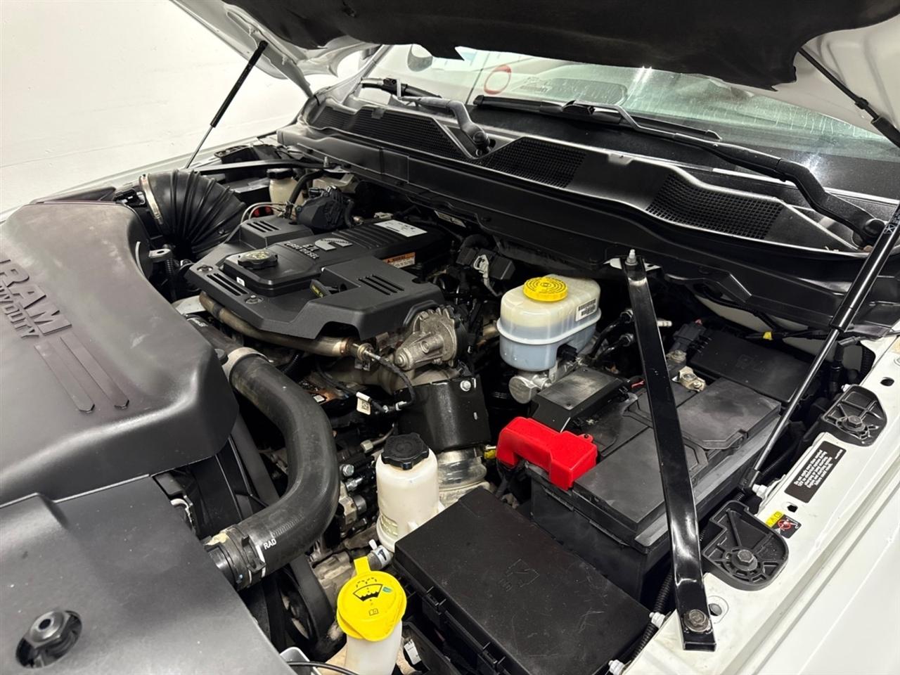 RAM 2500 Tradesman Crew Cab LWB 4WD 2024