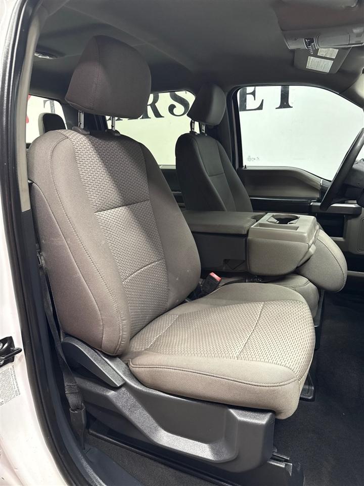 Ford F-350 SD XL Crew Cab Long Bed DRW 4WD 2022