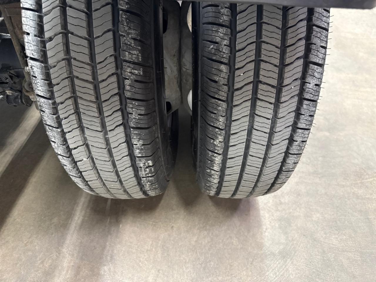 Ford F-350 SD XL Crew Cab Long Bed DRW 4WD 2022