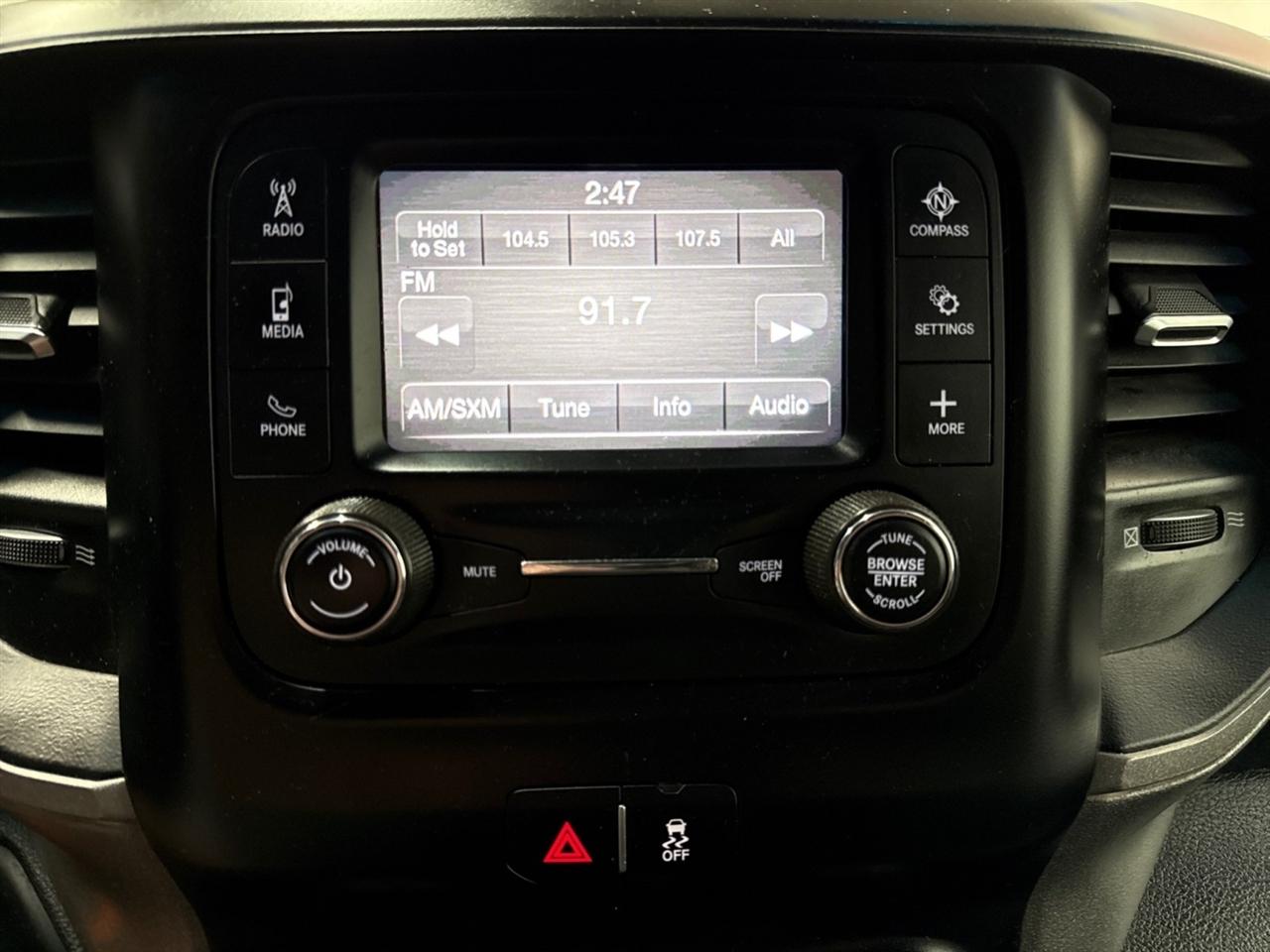 RAM 2500 Tradesman Crew Cab LWB 4WD 2024