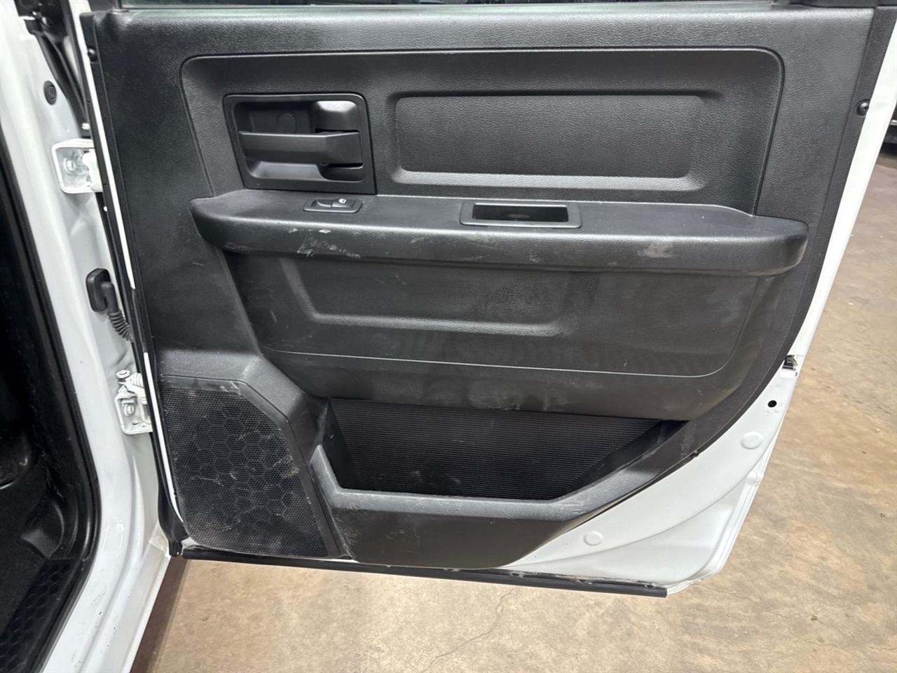 RAM 2500 Tradesman Crew Cab LWB 4WD 2024