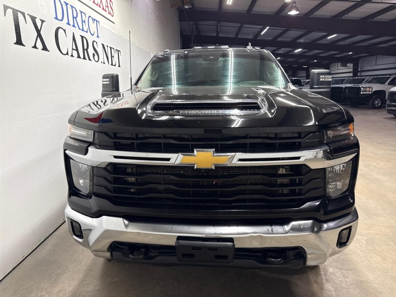 Chevrolet Silverado 3500HD LT Crew Cab 4WD 2024