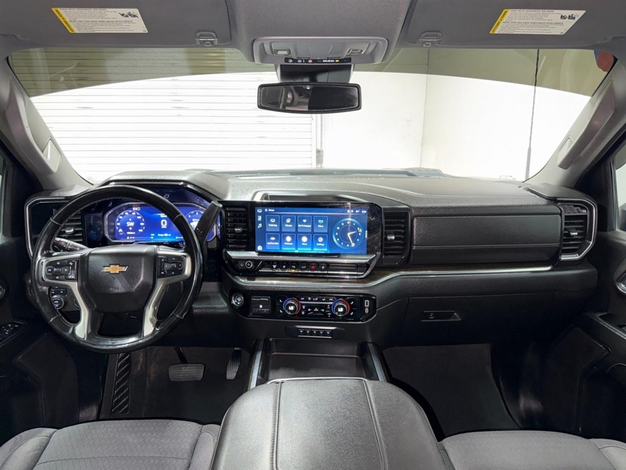 Chevrolet Silverado 3500HD LT Crew Cab 4WD 2024