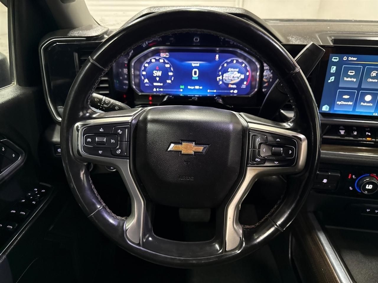 Chevrolet Silverado 3500HD LT Crew Cab 4WD 2024