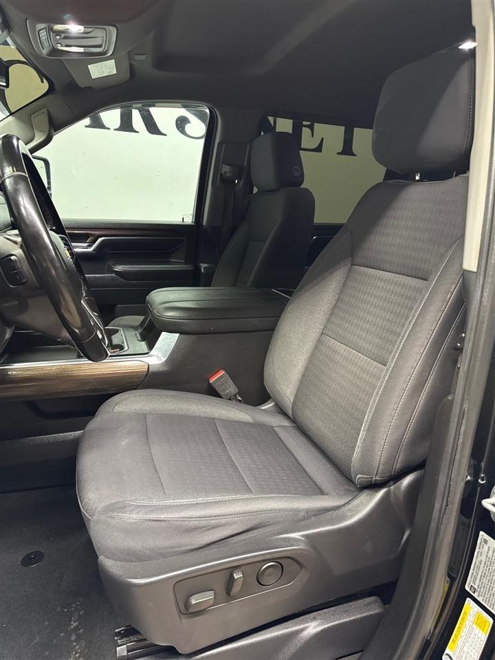 Chevrolet Silverado 3500HD LT Crew Cab 4WD 2024