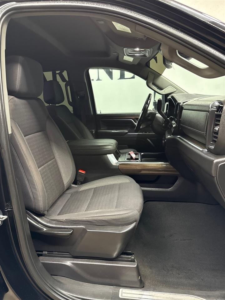 Chevrolet Silverado 3500HD LT Crew Cab 4WD 2024