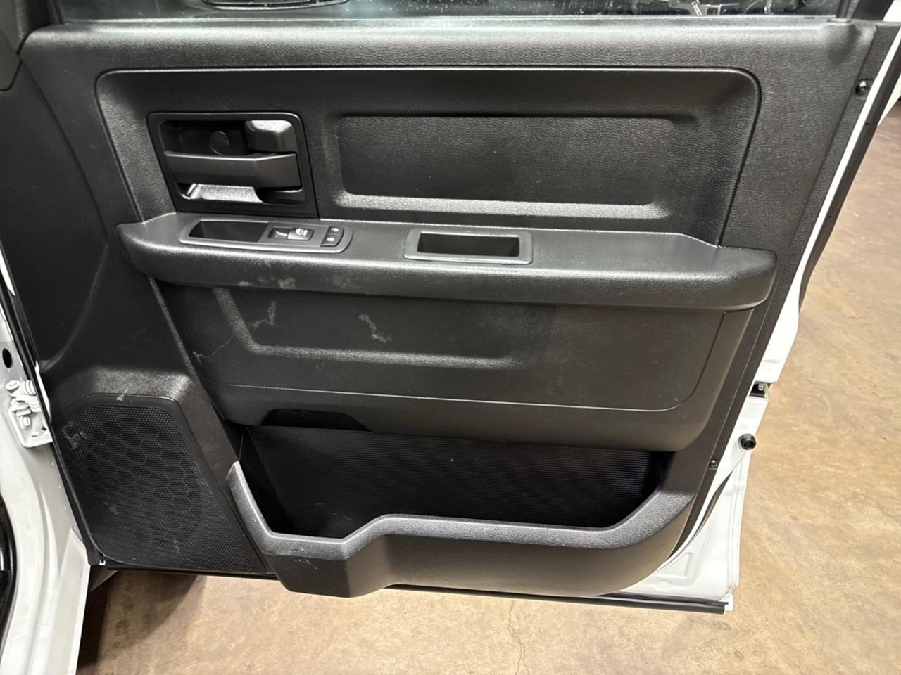 RAM 5500 Crew Cab LWB 4WD DRW 2022
