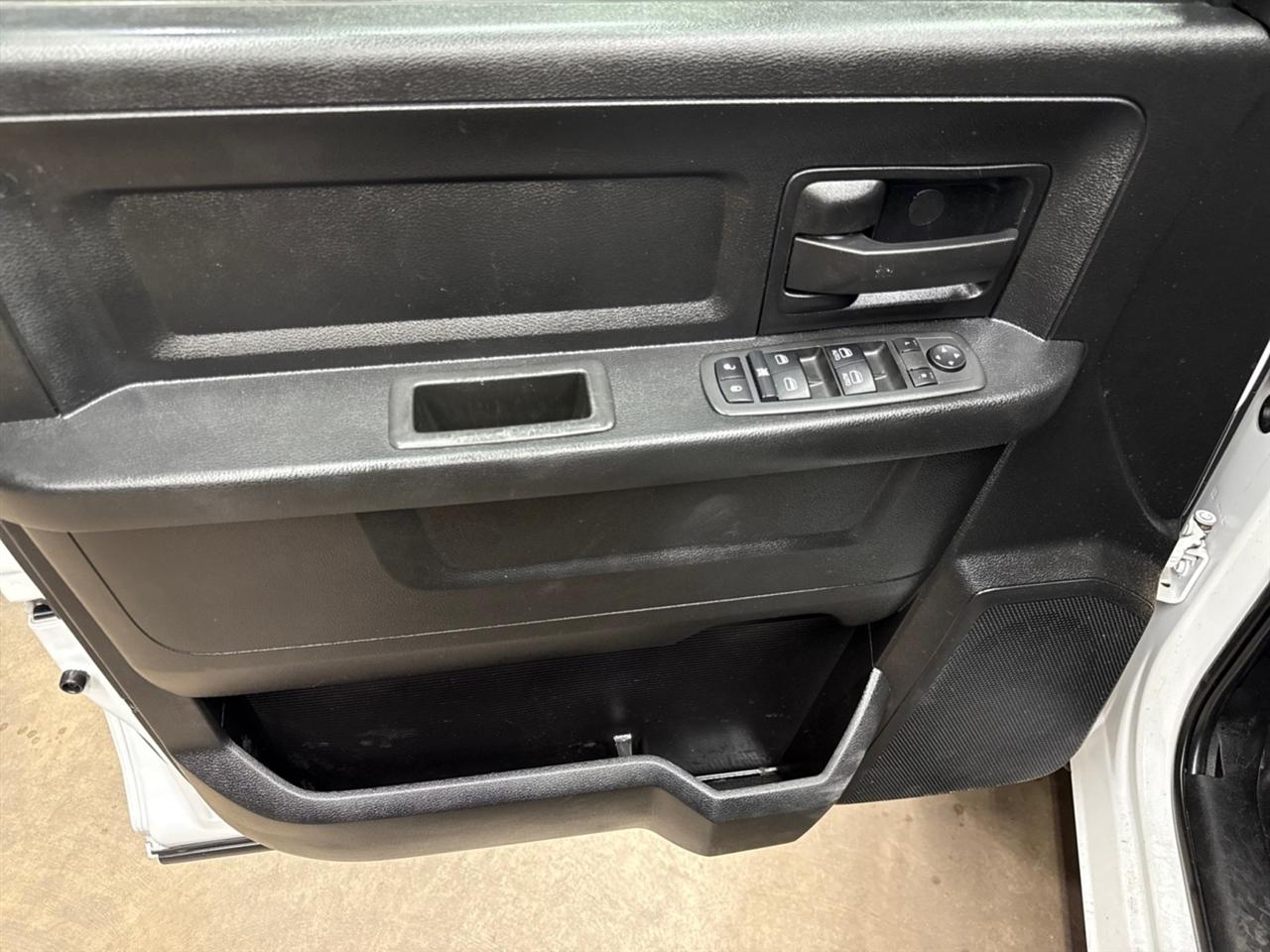 RAM 5500 Crew Cab LWB 4WD DRW 2022