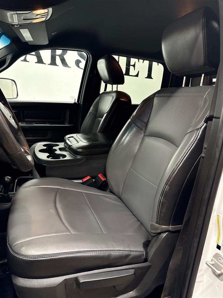 RAM 5500 Crew Cab LWB 4WD DRW 2022