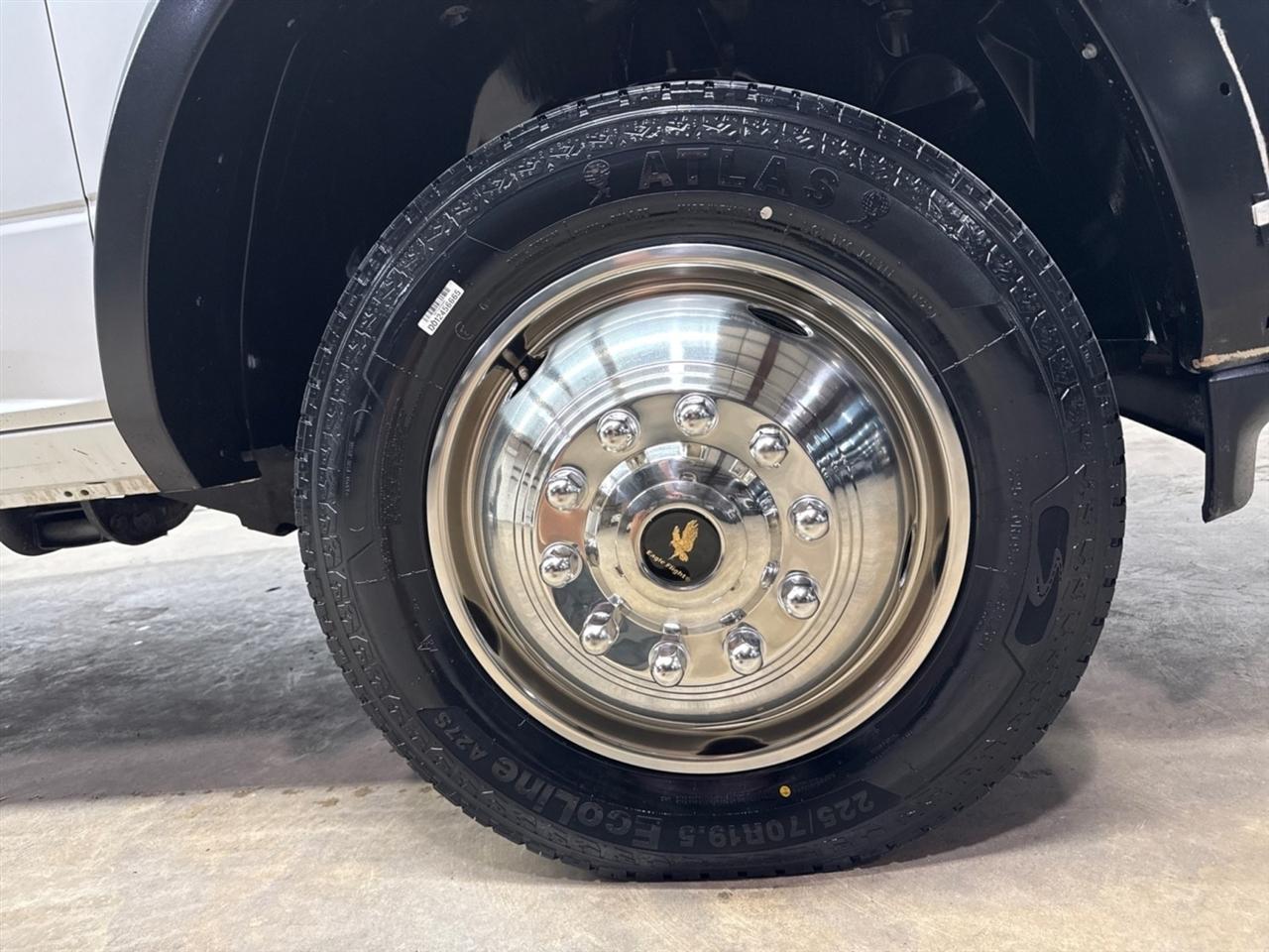 RAM 5500 Crew Cab LWB 4WD DRW 2022