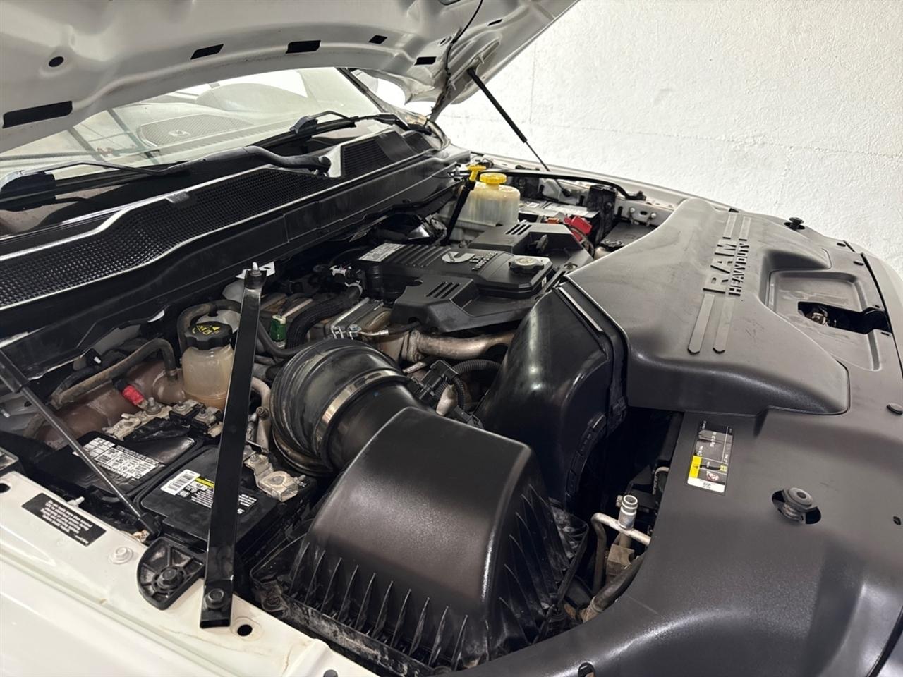 RAM 5500 Crew Cab LWB 4WD DRW 2022