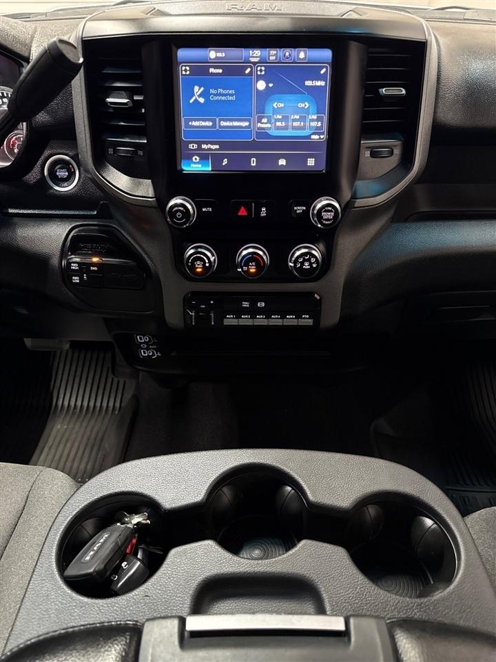 RAM 3500 Crew Cab 4WD DRW 2024