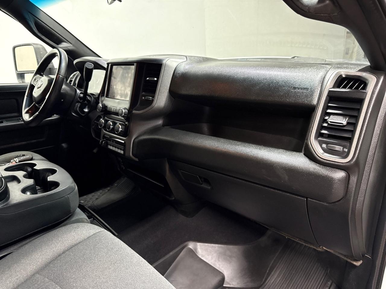 RAM 3500 Crew Cab 4WD DRW 2024