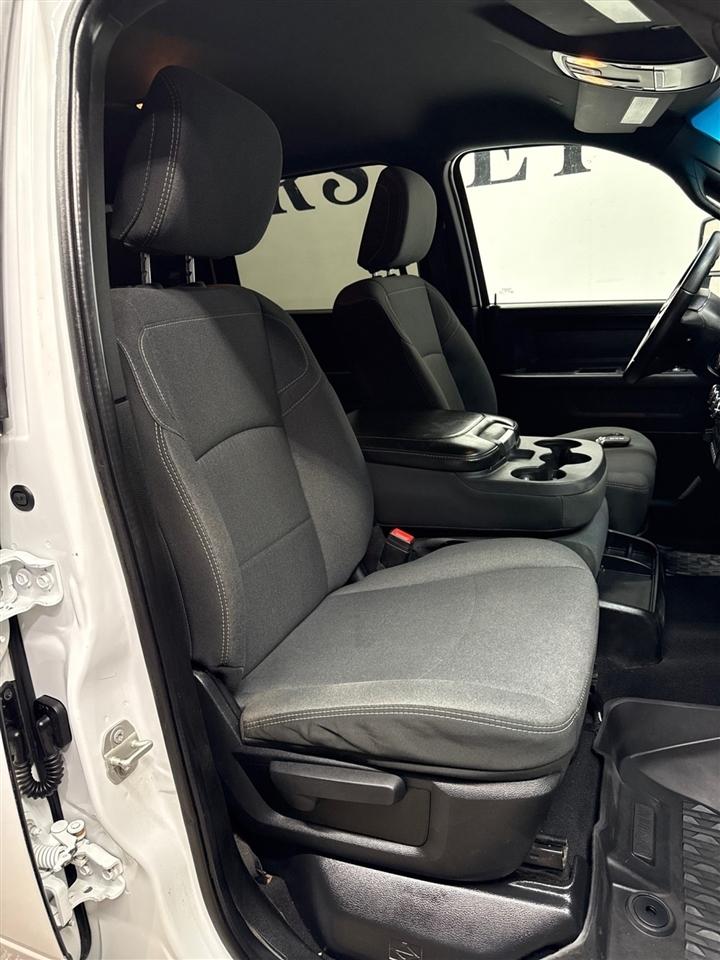 RAM 3500 Crew Cab 4WD DRW 2024