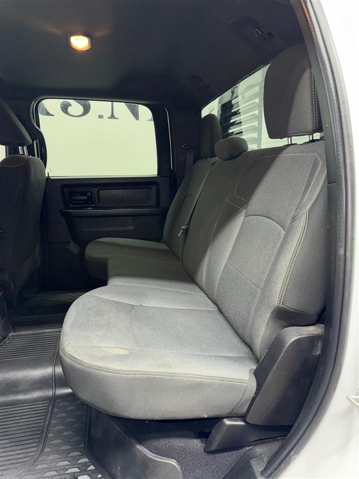 RAM 3500 Crew Cab 4WD DRW 2024