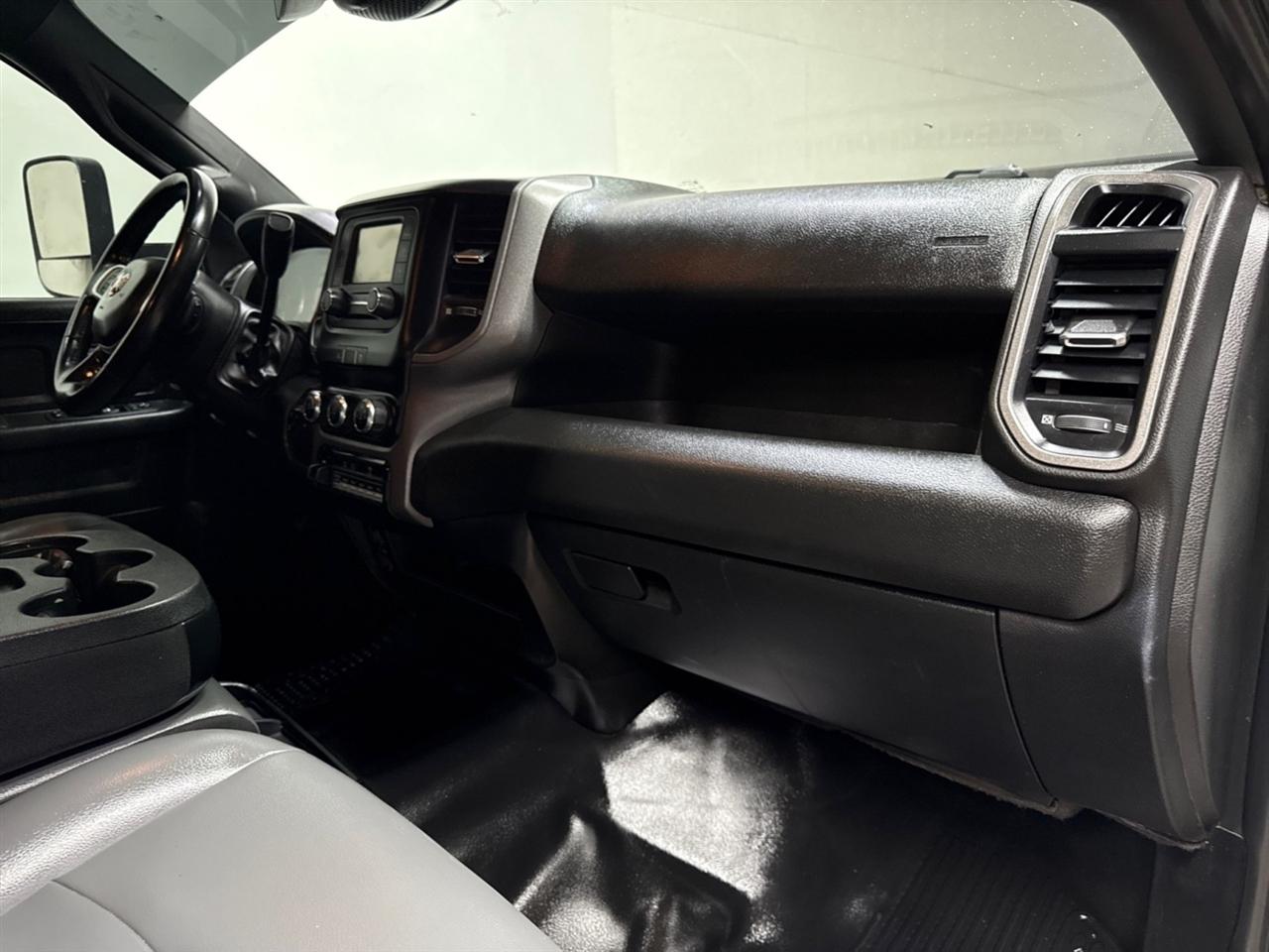 RAM 5500 Crew Cab LWB 4WD DRW 2022