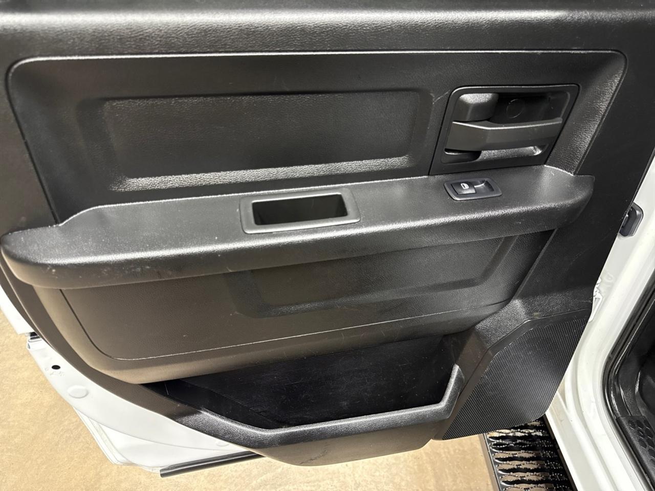 RAM 5500 Crew Cab LWB 4WD DRW 2022