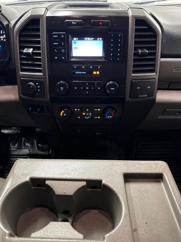 Ford F-350 SD XL SuperCab Long Bed 4WD DRW 2020