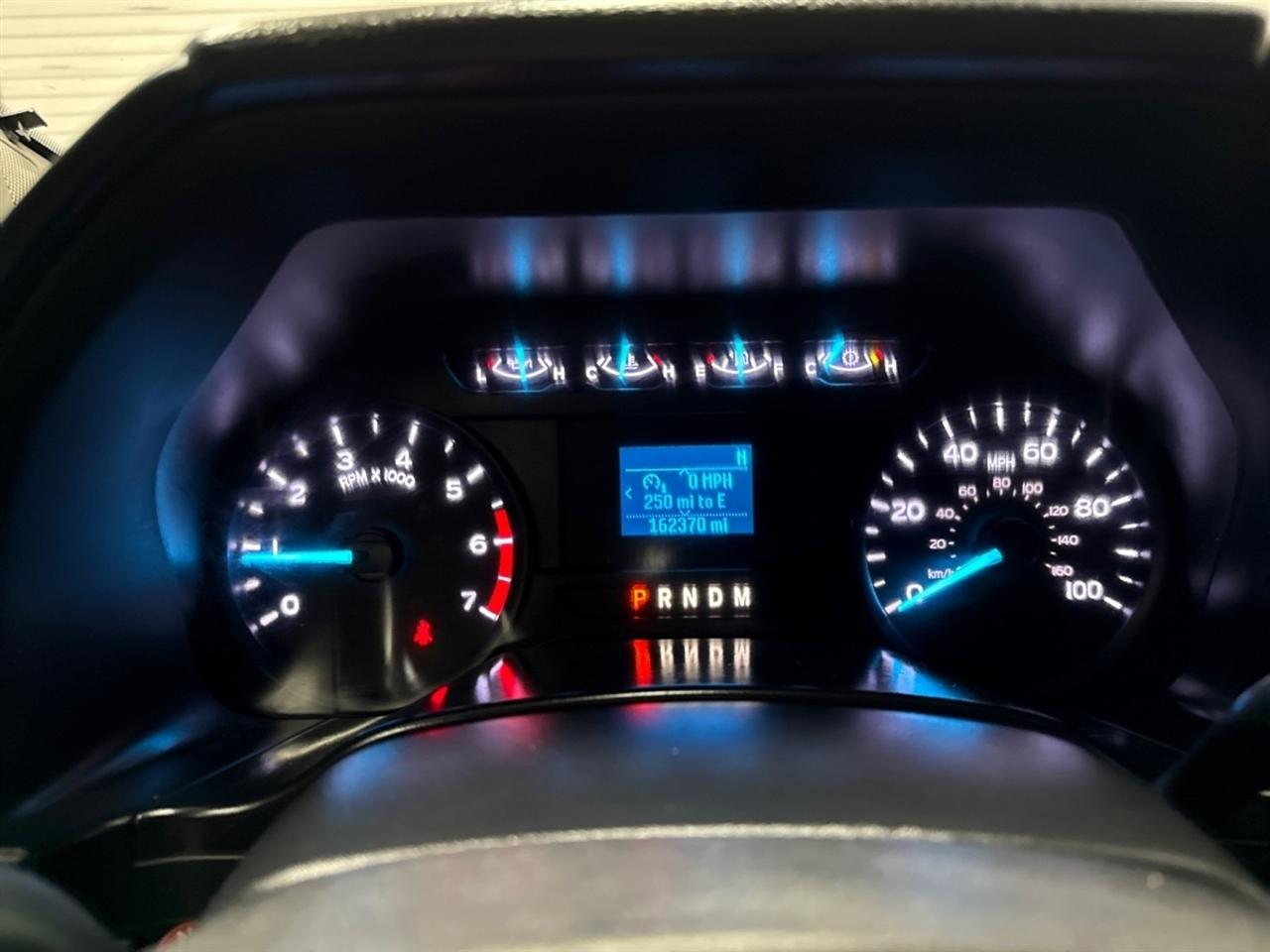 Ford F-350 SD XL SuperCab Long Bed 4WD DRW 2020