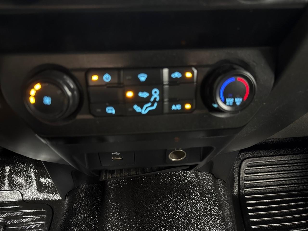Ford F-350 SD XL SuperCab Long Bed 4WD DRW 2020