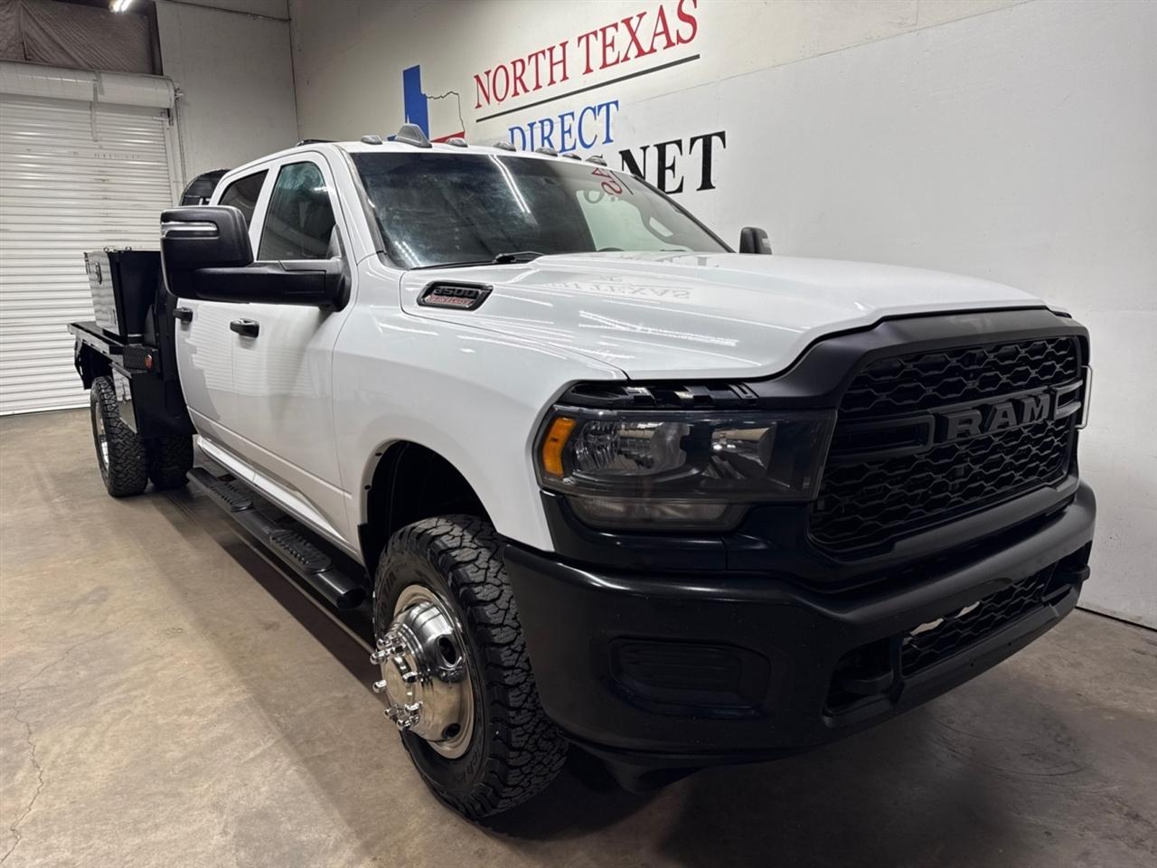 RAM 3500 Tradesman Crew Cab 4WD DRW 2023