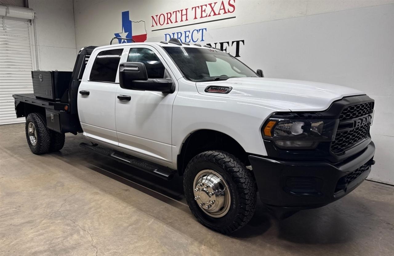 RAM 3500 Tradesman Crew Cab 4WD DRW 2023