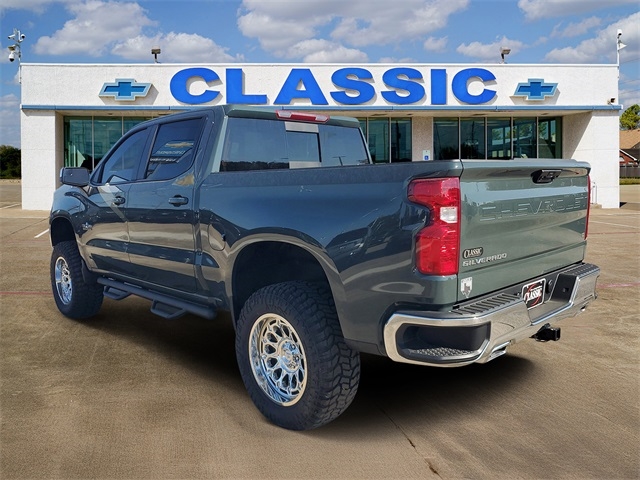 Chevrolet Silverado 1500 LT Crew Cab 4WD 2025