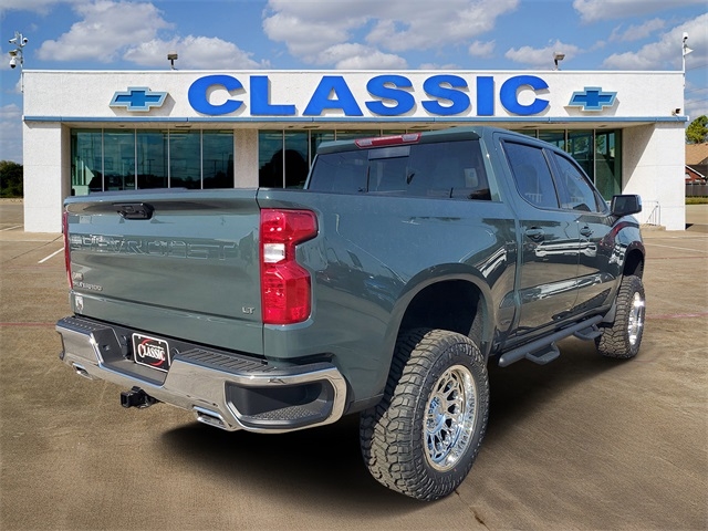 Chevrolet Silverado 1500 LT Crew Cab 4WD 2025