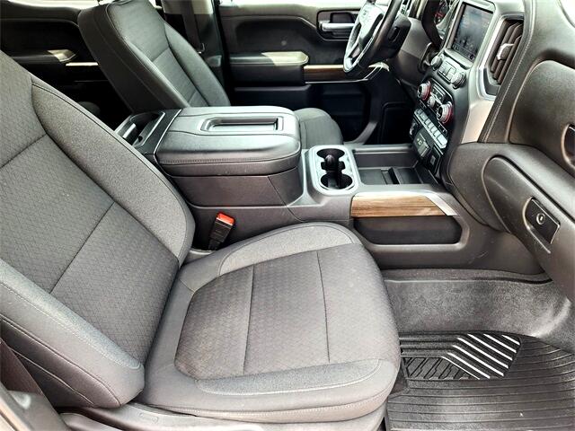 Chevrolet Silverado 1500 Limited LT Trail Boss Crew Cab 4WD 2022 Chevrolet Silverado 1500 Limited LT Trail Boss Crew Cab 4WD 2022