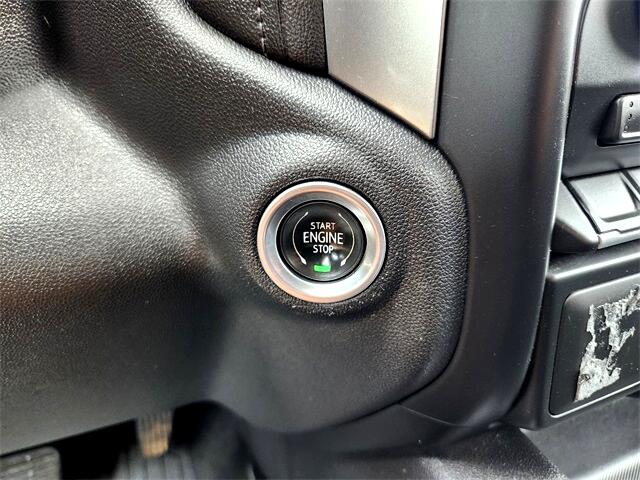 Chevrolet Silverado 1500 Limited LT Trail Boss Crew Cab 4WD 2022 Chevrolet Silverado 1500 Limited LT Trail Boss Crew Cab 4WD 2022