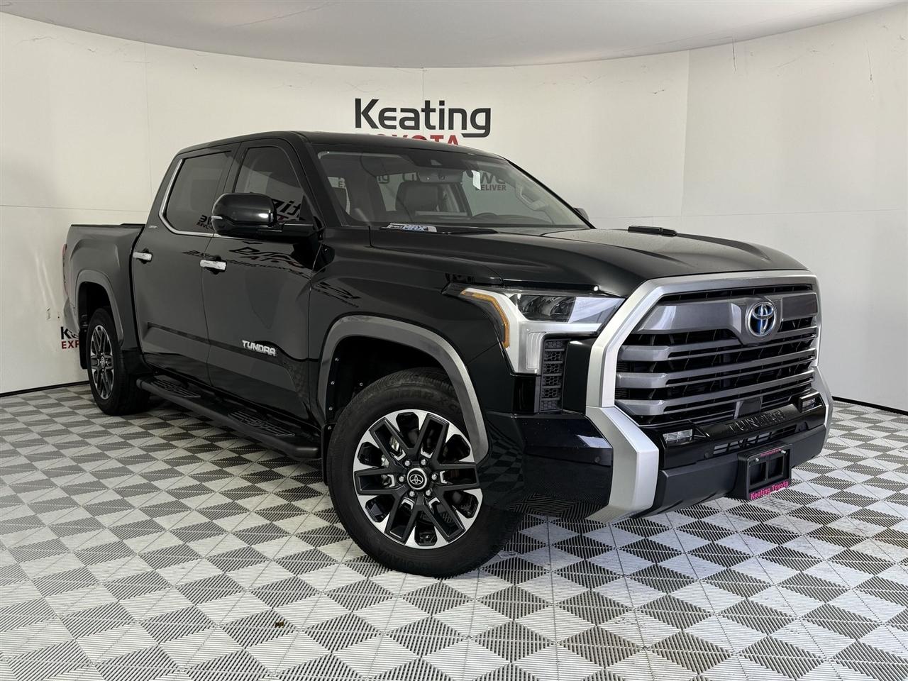 Toyota Tundra Limited CrewMax 4WD Hybrid 2024
