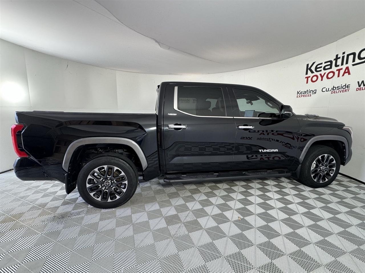 Toyota Tundra Limited CrewMax 4WD Hybrid 2024