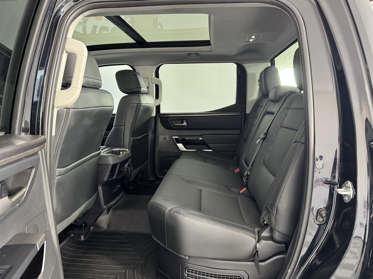 Toyota Tundra Limited CrewMax 4WD Hybrid 2024