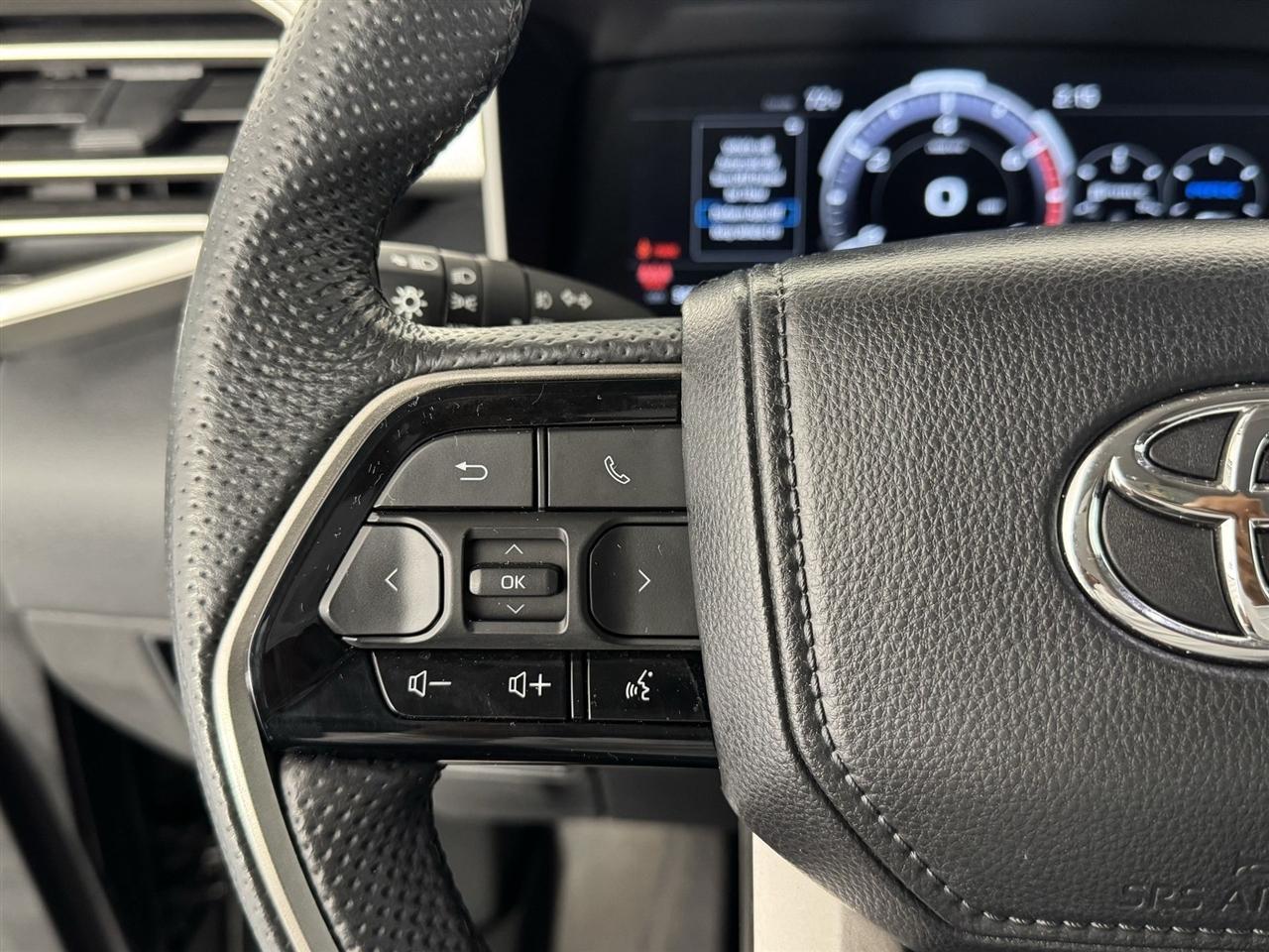 Toyota Tundra Limited CrewMax 4WD Hybrid 2024