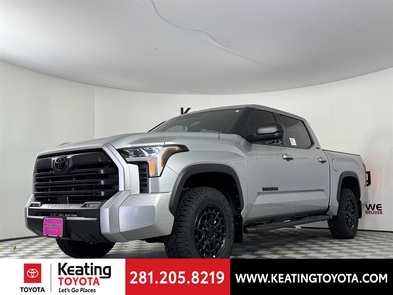 Toyota Tundra SR5 CrewMax 4WD 2025