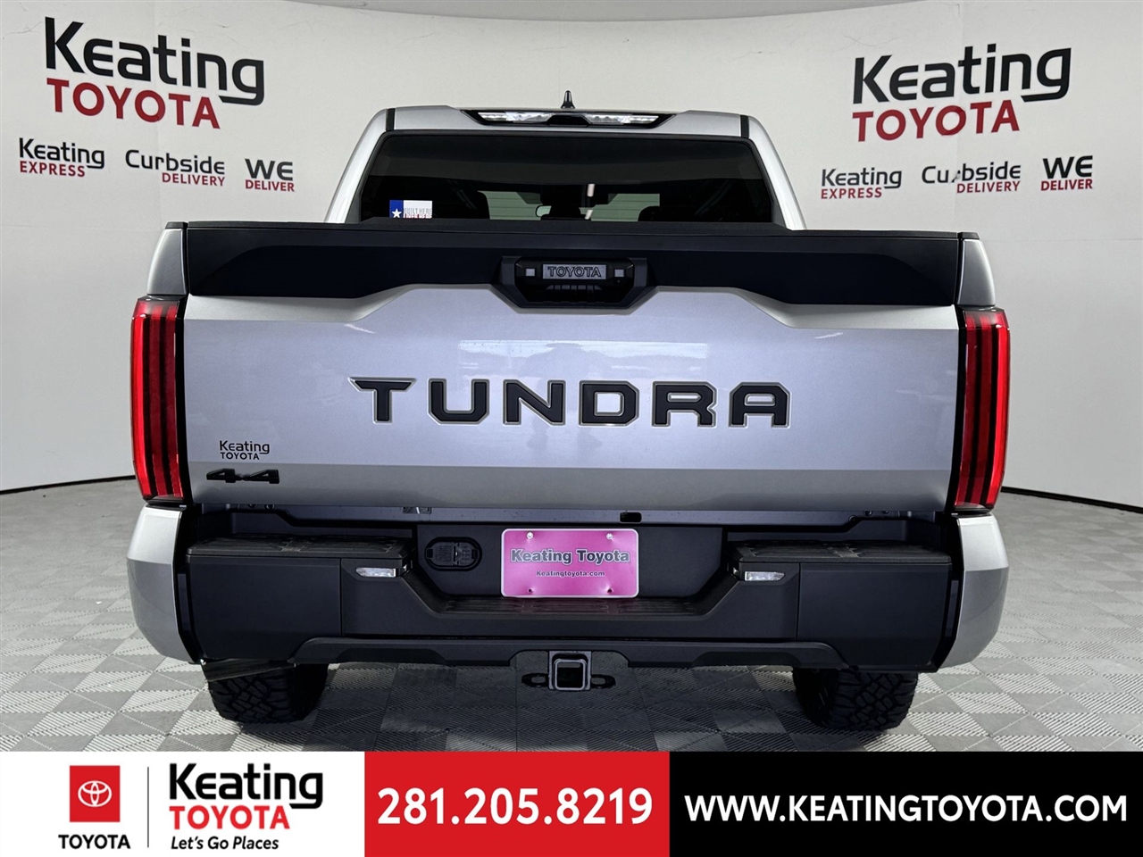 Toyota Tundra SR5 CrewMax 4WD 2025