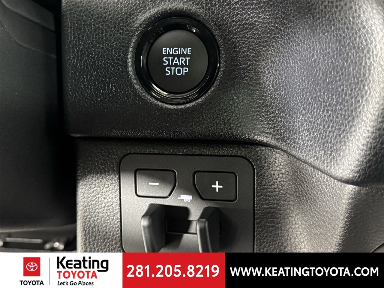 Toyota Tundra SR5 CrewMax 4WD 2025