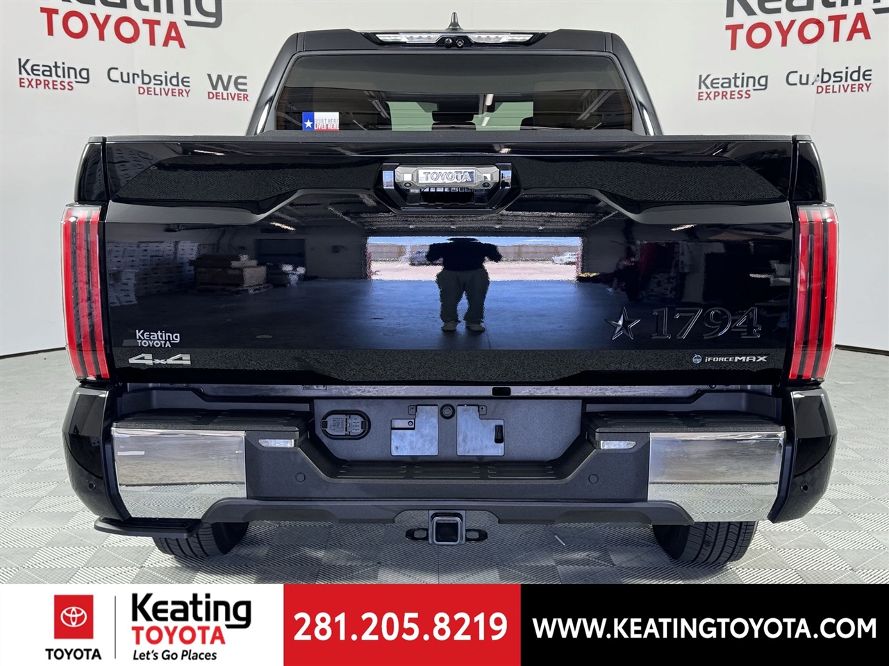 Toyota Tundra 1794 CrewMax 4WD 2025