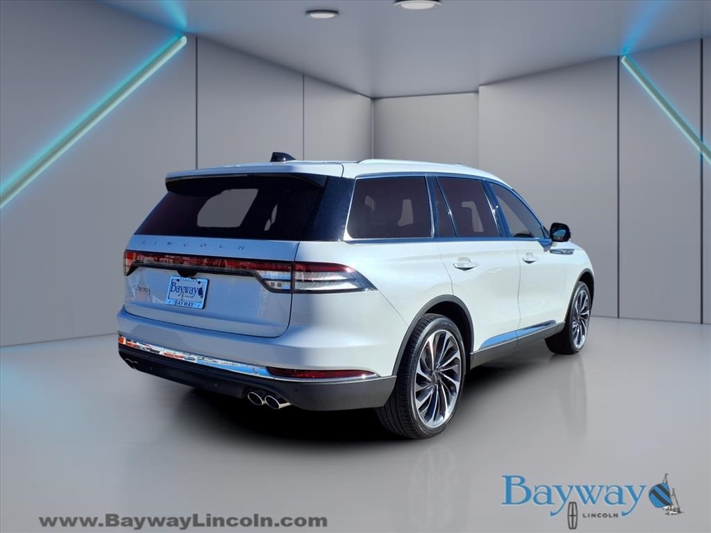 Lincoln Aviator Reserve AWD 2025
