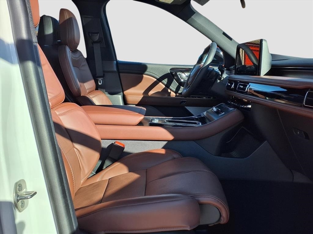 Lincoln Aviator Reserve AWD 2025