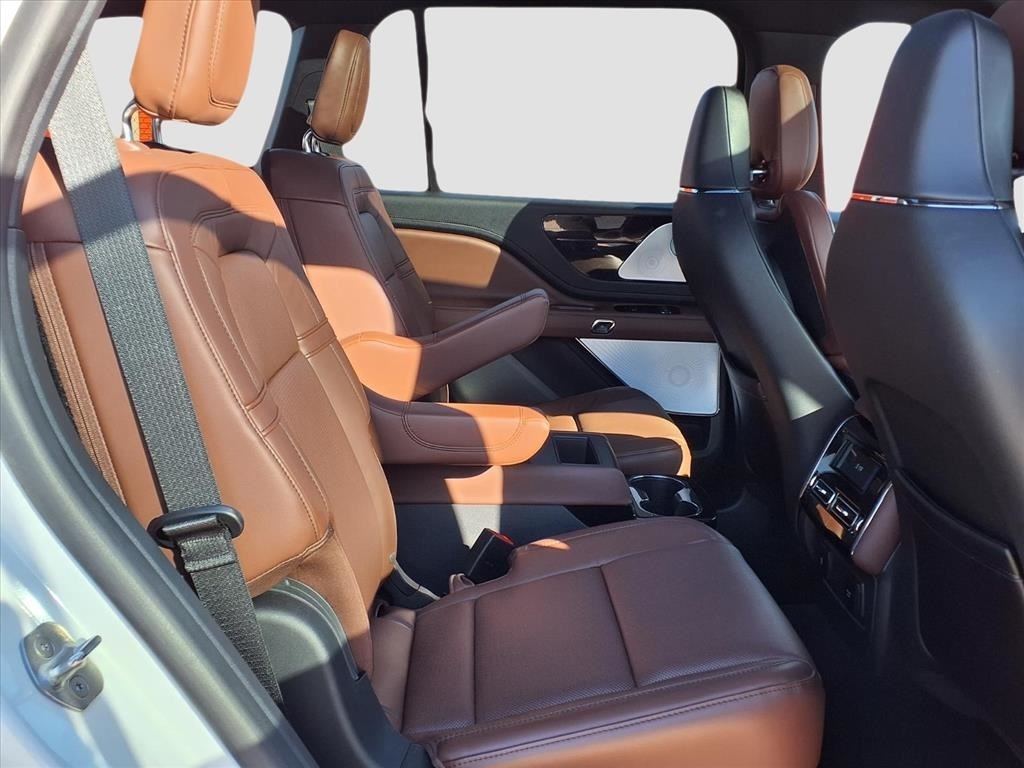 Lincoln Aviator Reserve AWD 2025