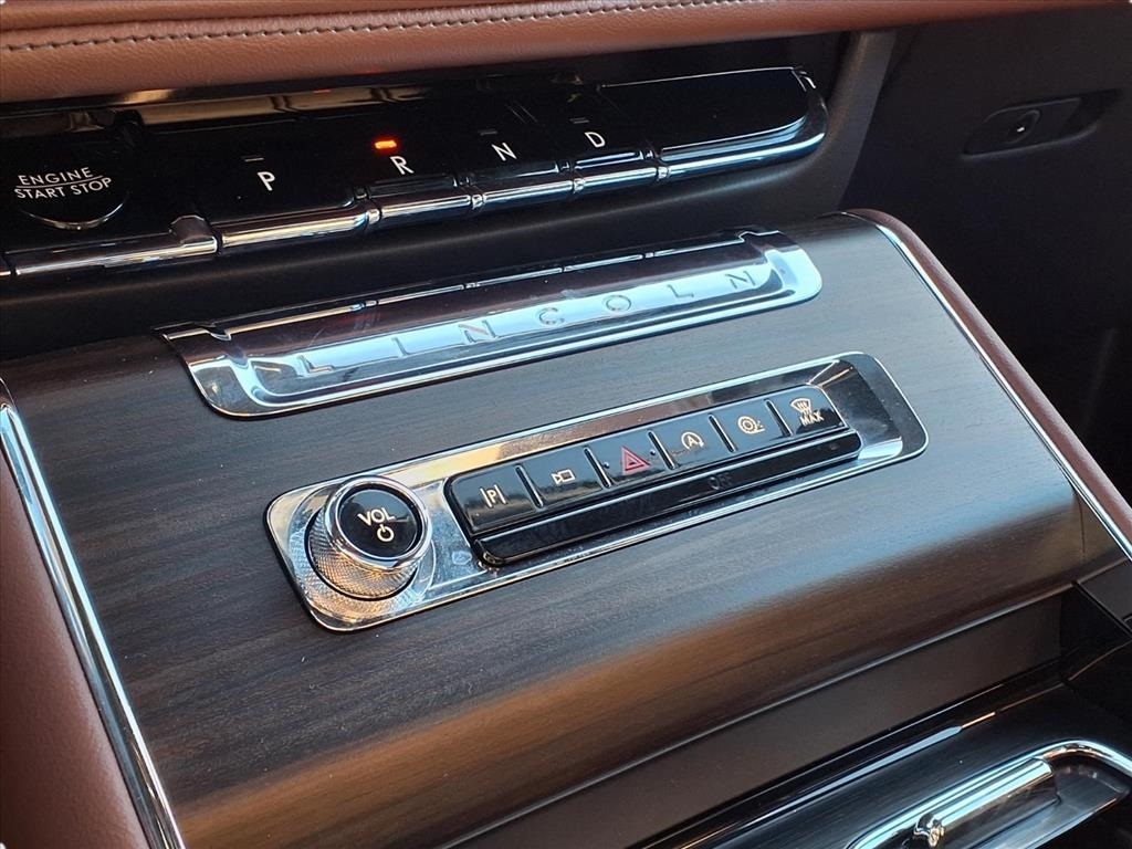 Lincoln Aviator Reserve AWD 2025