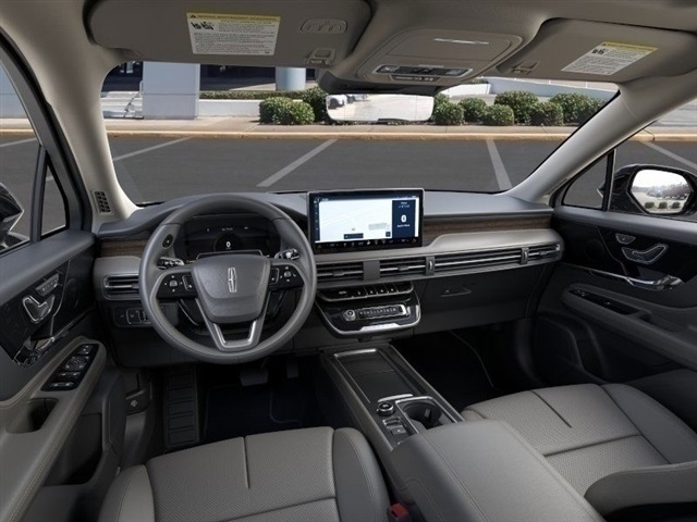 Lincoln Corsair Reserve AWD 2025