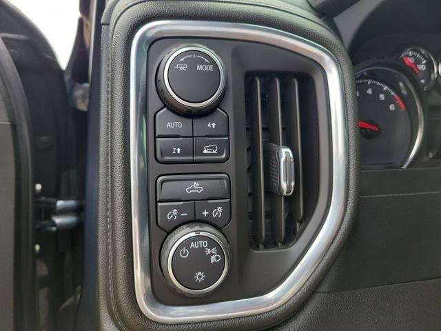 Chevrolet Silverado 1500 Limited LT Crew Cab 4WD 2022