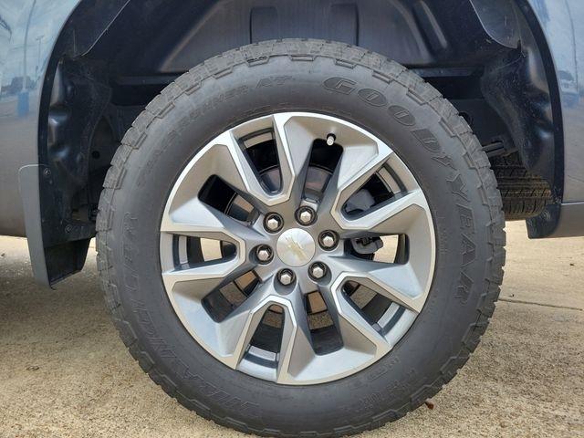 Chevrolet Silverado 1500 Limited LT Crew Cab 4WD 2022