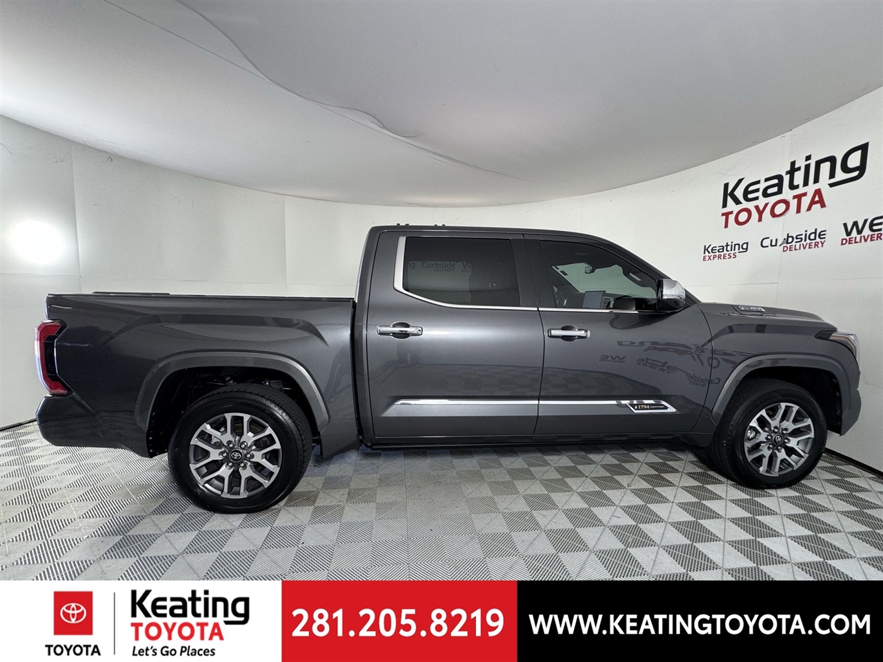 Toyota Tundra 1794 CrewMax 4WD 2025