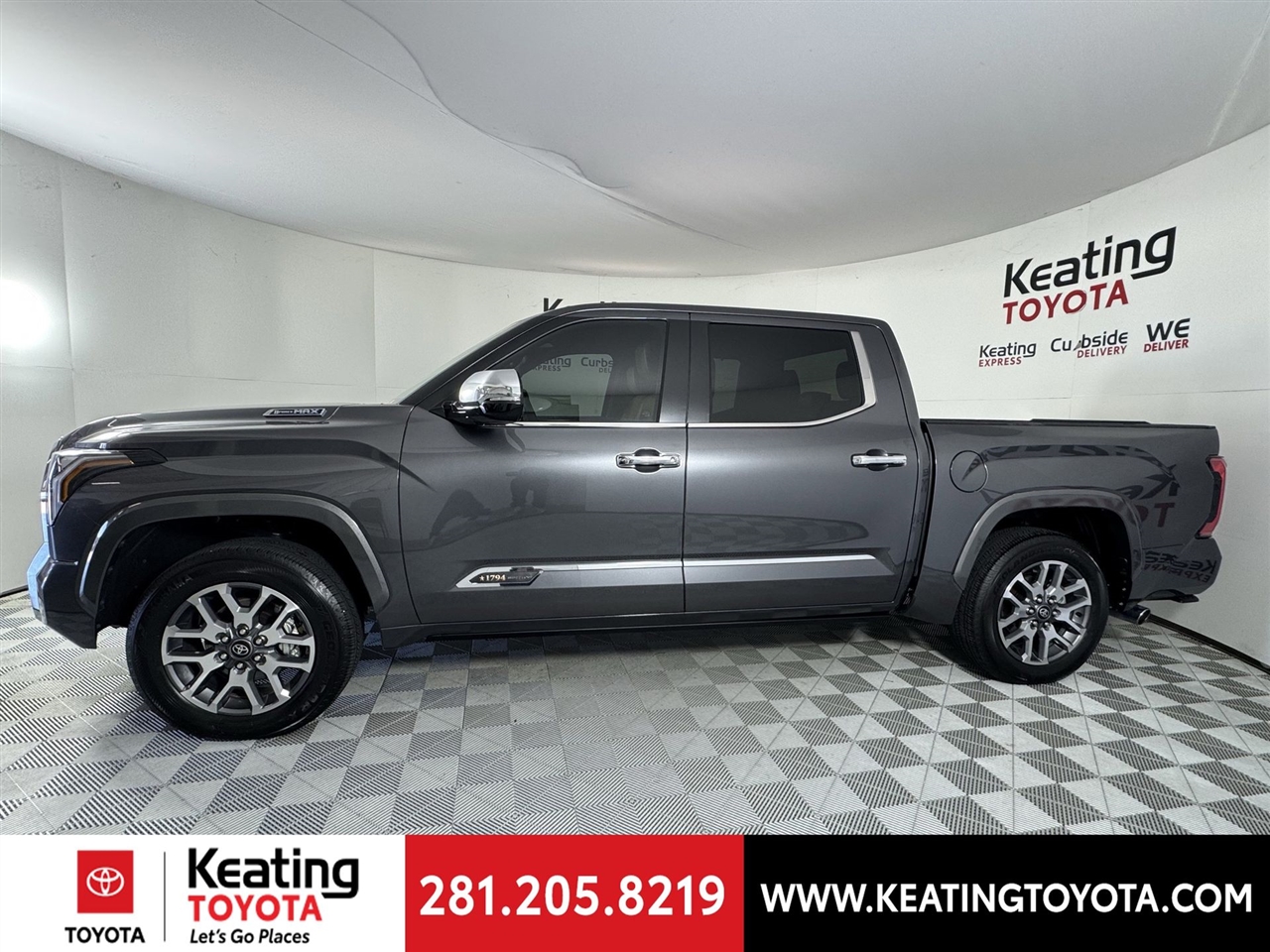 Toyota Tundra 1794 CrewMax 4WD 2025