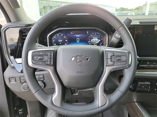 Chevrolet Silverado 2500HD LT Crew Cab Long Box 4WD 2025