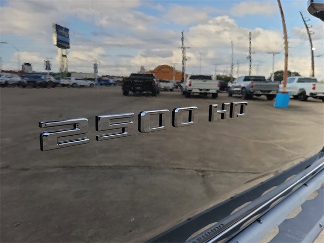 Chevrolet Silverado 2500HD LT Crew Cab Long Box 4WD 2025